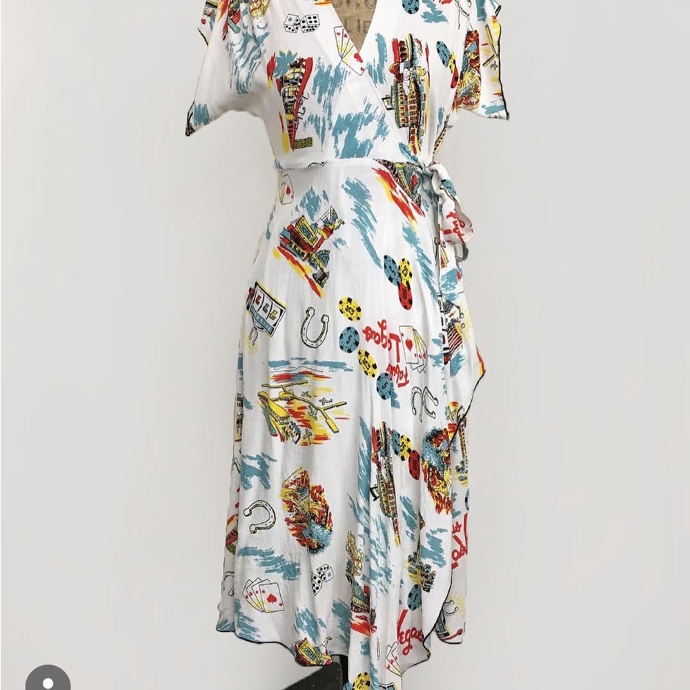 Loco Lindo Vegas Baby Wrap Dress